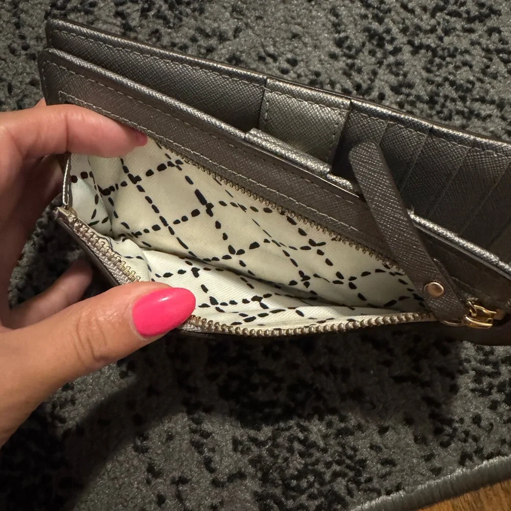 Kate Spade Wallet - Picture 5 of 7
